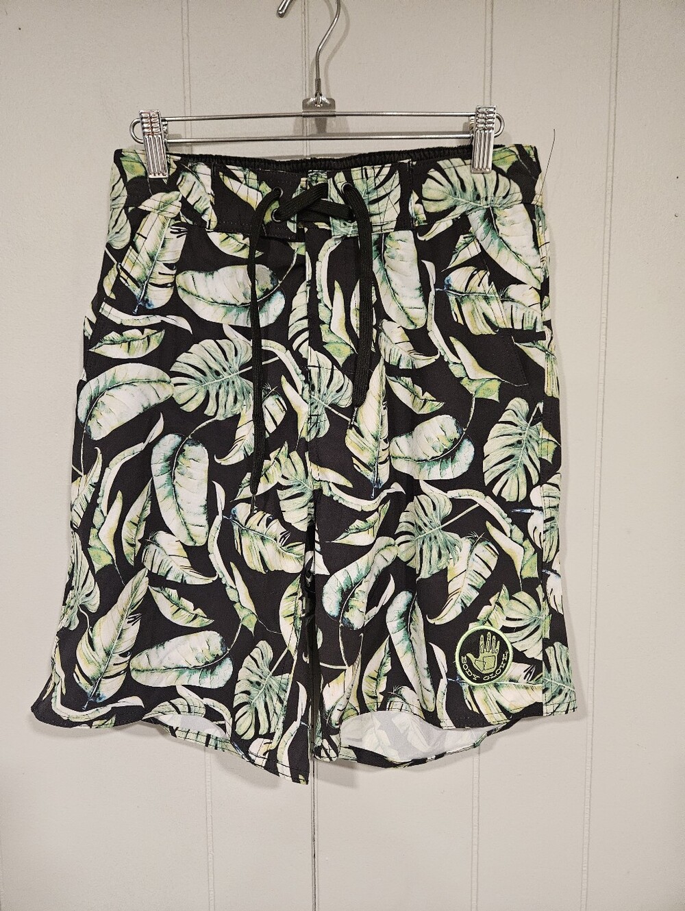Body Glove Swimsuit Small 30 Waist 8 Inseam Black Green Lined Swim Trunks NWOT